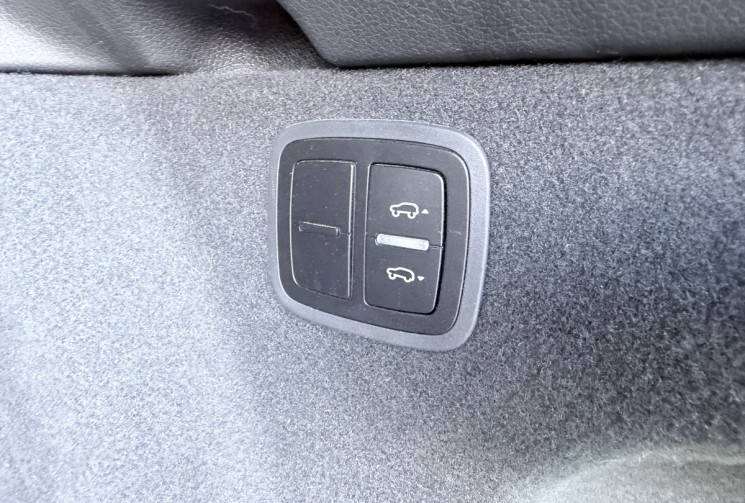 Porsche Macan TURBO 3.6 V6 400 PDK 