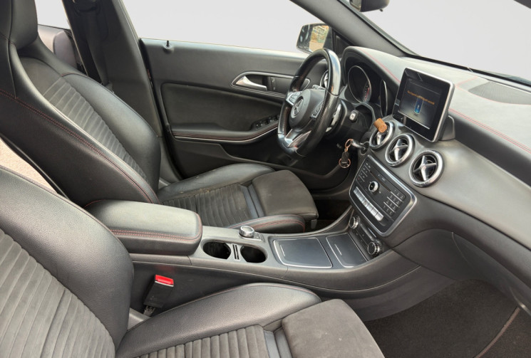 Mercedes CLA 220 cdi pack amg