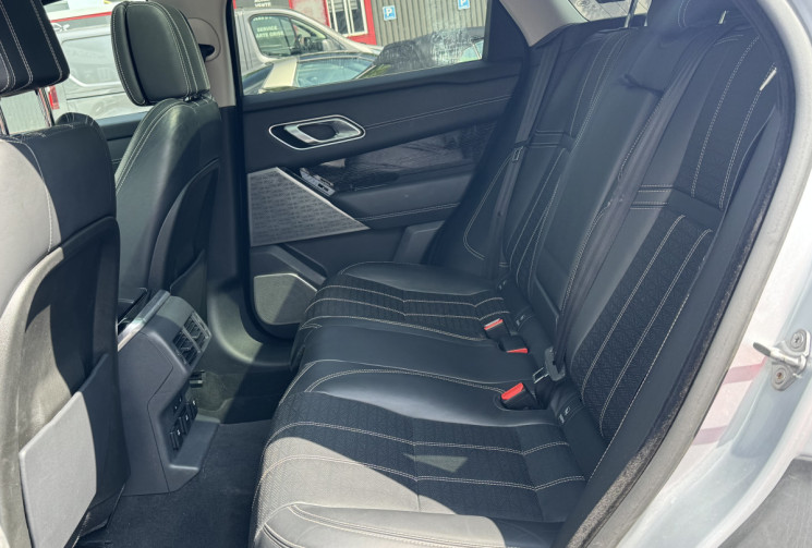 Land-Rover Range Rover Velar Range Rover Velar 3.0 V6 300 ch 2ème main / 77900km / 2017 / TVA / Toit