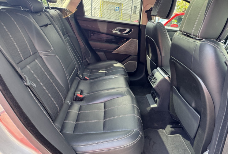 Land-Rover Range Rover Velar Range Rover Velar 3.0 V6 300 ch 2ème main / 77900km / 2017 / TVA / Toit