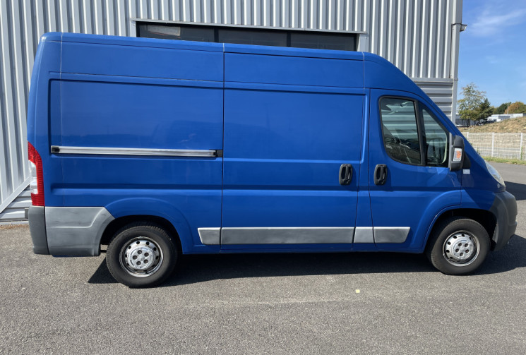 Peugeot Boxer III L2H2  2.2 HDi 130 CV  99500 KMS