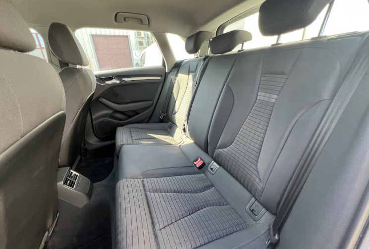 Audi A3 Sportback 2.0 TDI 150 cv S-Tronic7 * Carplay * Caméra * Keyless * Entretien OK * Phase 2