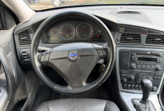 Volvo XC70 D5 Cross Country 185 ch / BVA / Attelage / Cabine Arrière / Vendu en l'état