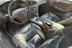 Volvo XC70 D5 Cross Country 185 ch / BVA / Attelage / Cabine Arrière / Vendu en l'état
