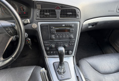 Volvo XC70 D5 Cross Country 185 ch / BVA / Attelage / Cabine Arrière / Vendu en l'état