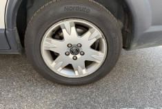 Volvo XC70 D5 Cross Country 185 ch / BVA / Attelage / Cabine Arrière / Vendu en l'état