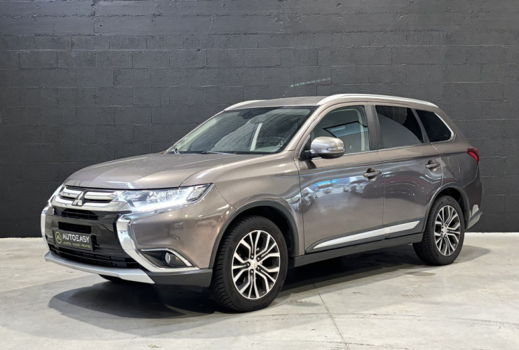 Mitsubishi OUTLANDER 2.2 DI-D 150ch Intense Navi 2WD 5 places