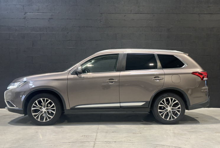 Mitsubishi OUTLANDER 2.2 DI-D 150ch Intense Navi 2WD 5 places
