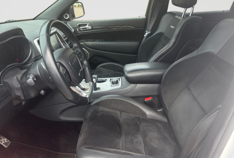 Jeep GRAND CHEROKEE 6.4 HEMI V8