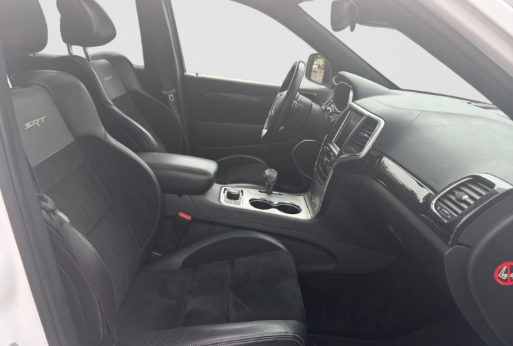 Jeep GRAND CHEROKEE 6.4 HEMI V8