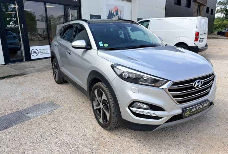 Hyundai Tucson EXECUTIVE-1.7 CRDi -TOIT OUVRANT- 141CV- 2WD -FULL OPTIONS-FULL ENTRETIEN 