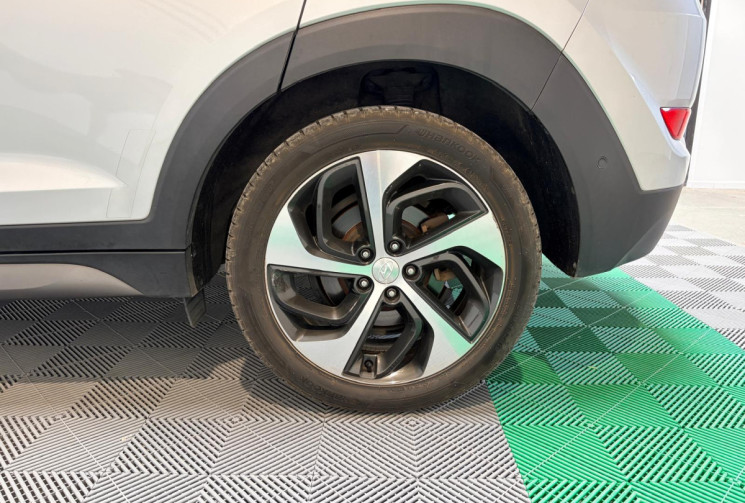 Hyundai Tucson EXECUTIVE-1.7 CRDi -TOIT OUVRANT- 141CV- 2WD -FULL OPTIONS-FULL ENTRETIEN 