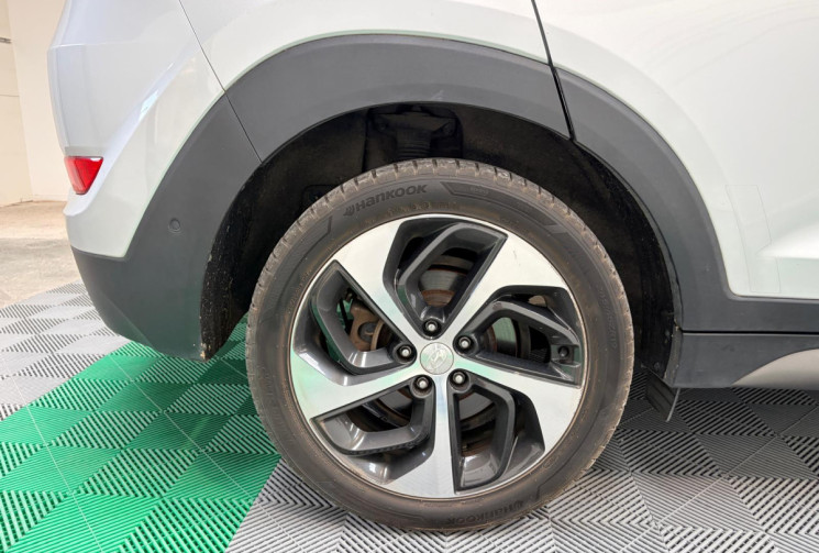 Hyundai Tucson EXECUTIVE-1.7 CRDi -TOIT OUVRANT- 141CV- 2WD -FULL OPTIONS-FULL ENTRETIEN 