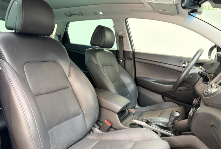 Hyundai Tucson EXECUTIVE-1.7 CRDi -TOIT OUVRANT- 141CV- 2WD -FULL OPTIONS-FULL ENTRETIEN 