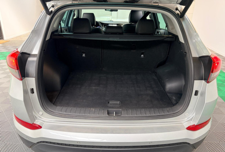 Hyundai Tucson EXECUTIVE-1.7 CRDi -TOIT OUVRANT- 141CV- 2WD -FULL OPTIONS-FULL ENTRETIEN 