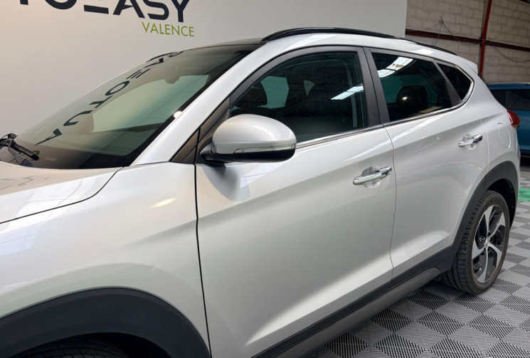 Hyundai Tucson EXECUTIVE-1.7 CRDi -TOIT OUVRANT- 141CV- 2WD -FULL OPTIONS-FULL ENTRETIEN 