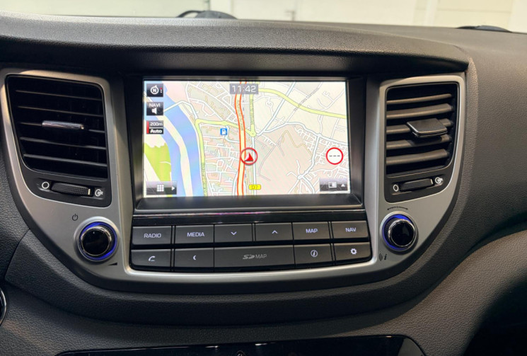 Hyundai Tucson EXECUTIVE-1.7 CRDi -TOIT OUVRANT- 141CV- 2WD -FULL OPTIONS-FULL ENTRETIEN 