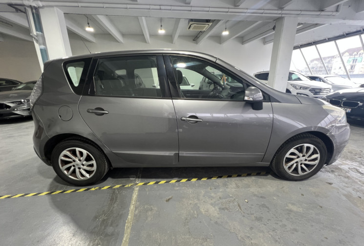 Renault Scénic 1.5 dci 110 DYNAMIQUE / Courroie neuve