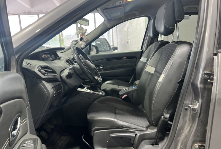 Renault Scénic 1.5 dci 110 DYNAMIQUE / Courroie neuve