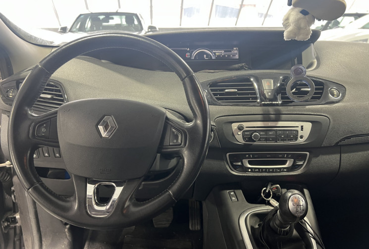 Renault Scénic 1.5 dci 110 DYNAMIQUE / Courroie neuve