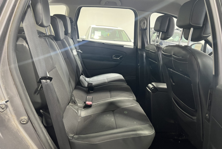 Renault Scénic 1.5 dci 110 DYNAMIQUE / Courroie neuve