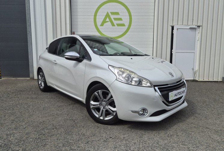 Peugeot 208 I 1.6 VTi 120 CV ALLURE * CARPLAY * CLIMATISATION * TOIT PANORAMIQUE * CARNET COMPLET 