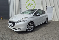 Peugeot 208 I 1.6 VTi 120 CV ALLURE * CARPLAY * CLIMATISATION * TOIT PANORAMIQUE * CARNET COMPLET 