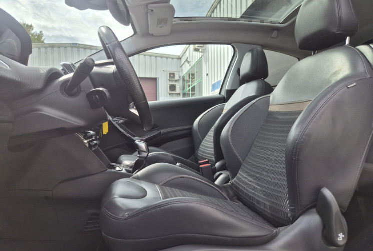 Peugeot 208 I 1.6 VTi 120 CV ALLURE * CARPLAY * CLIMATISATION * TOIT PANORAMIQUE * CARNET COMPLET 
