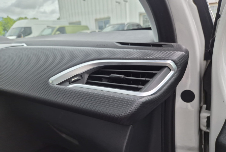 Peugeot 208 I 1.6 VTi 120 CV ALLURE * CARPLAY * CLIMATISATION * TOIT PANORAMIQUE * CARNET COMPLET 