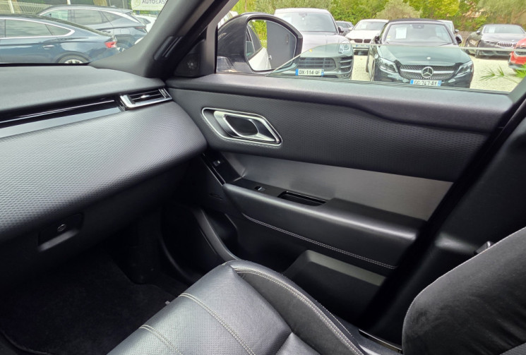 Land-Rover Range Rover Velar 2.0 D240 240CH 4WD S R-DYNAMIC / ENTRETIEN A JOUR 