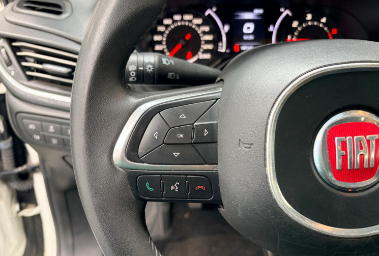 FIAT TIPO Fiat Tipo 13 JTD -95 ch- LOUNGE- ENTTRETIEN A JOUR - CLIM - 