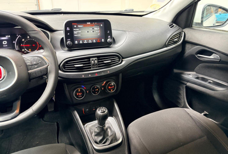 FIAT TIPO Fiat Tipo 13 JTD -95 ch- LOUNGE- ENTTRETIEN A JOUR - CLIM - 
