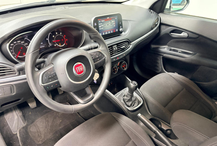 FIAT TIPO Fiat Tipo 13 JTD -95 ch- LOUNGE- ENTTRETIEN A JOUR - CLIM - 
