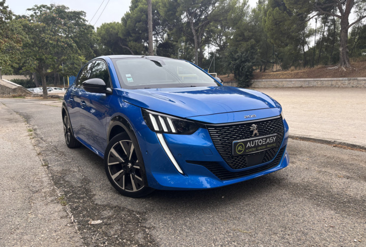 Peugeot 208 130ch EAT8 GT - ENTRETIEN A JOUR - CAMERA DE RECUL - CARPLAY - TOIT PANORAMIQUE 