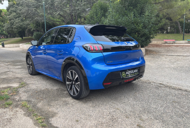 Peugeot 208 130ch EAT8 GT - ENTRETIEN A JOUR - CAMERA DE RECUL - CARPLAY - TOIT PANORAMIQUE 