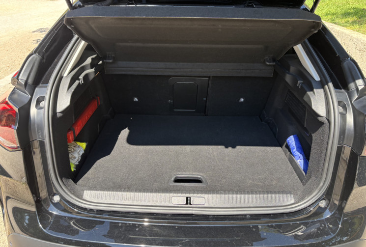 Citroën C4 E-C4 (éléctrique) 136ch SHINE AUTOMATIQUE- INTERIEUR CUIR- SIÈGE MASSANT CHAUFFANT
