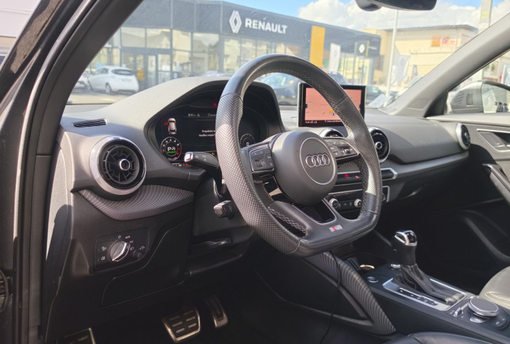 Audi Q2 35 TFSI 150 ch S line S tronic 7 Toit ouvrant virtual cockpit 
