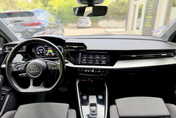 Audi A3 SPORTBACK 40 TFSI-e 204 Design S-Tronic 6 / Rechargeable / CarPlay / Sièges chaufs / Caméra 