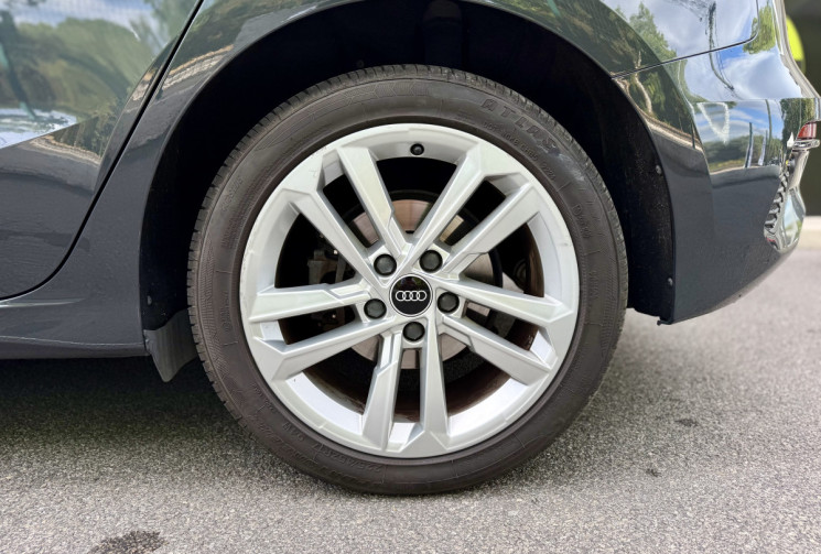 Audi A3 SPORTBACK 40 TFSI-e 204 Design S-Tronic 6 / Rechargeable / CarPlay / Sièges chaufs / Caméra 