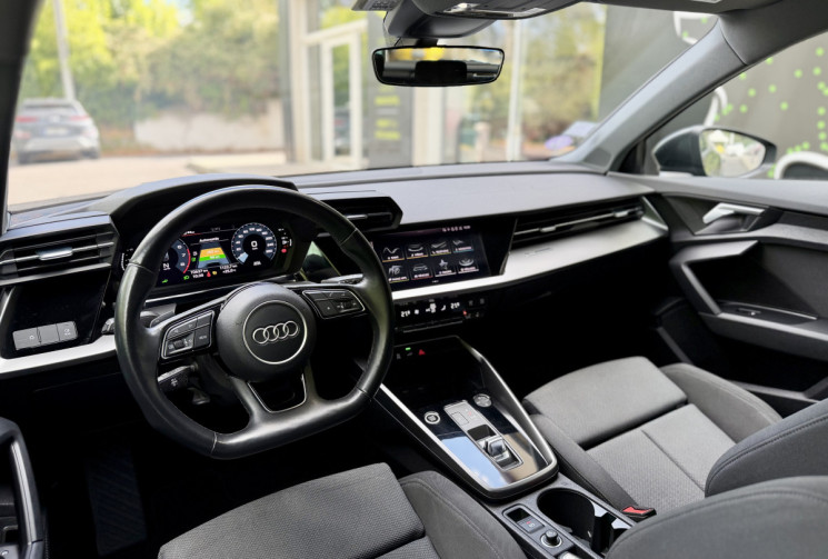 Audi A3 SPORTBACK 40 TFSI-e 204 Design S-Tronic 6 / Rechargeable / CarPlay / Sièges chaufs / Caméra 