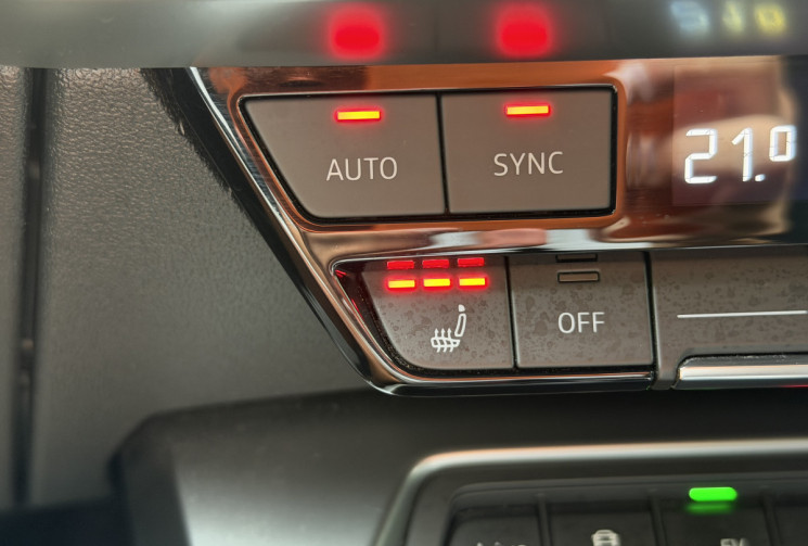 Audi A3 SPORTBACK 40 TFSI-e 204 Design S-Tronic 6 / Rechargeable / CarPlay / Sièges chaufs / Caméra 