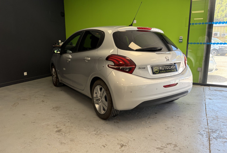 Peugeot 208 1.2 82 CH STYLE DISTRIBUTION OK