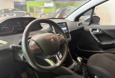 Peugeot 208 1.2 82 CH STYLE DISTRIBUTION OK