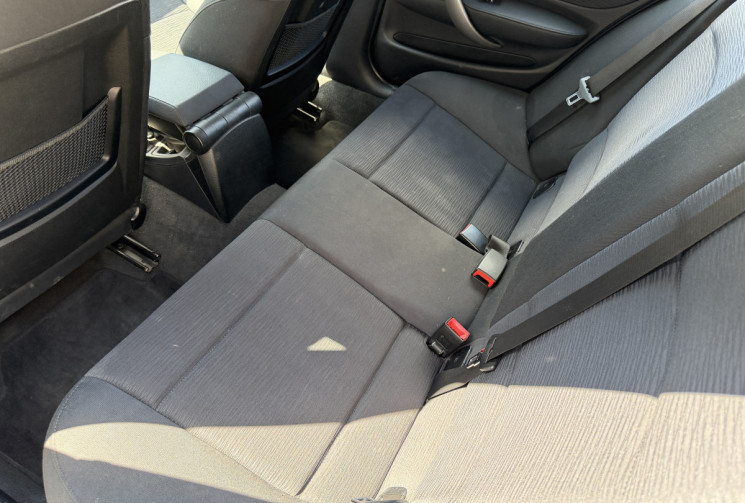 BMW Série 1 116i 122 ch Confort 5p