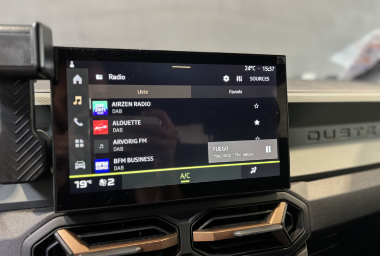 Dacia Duster 1.6 16V 141 Hybrid 94 ch Boîte automatique / Extreme, 1re main / suivi Dacia