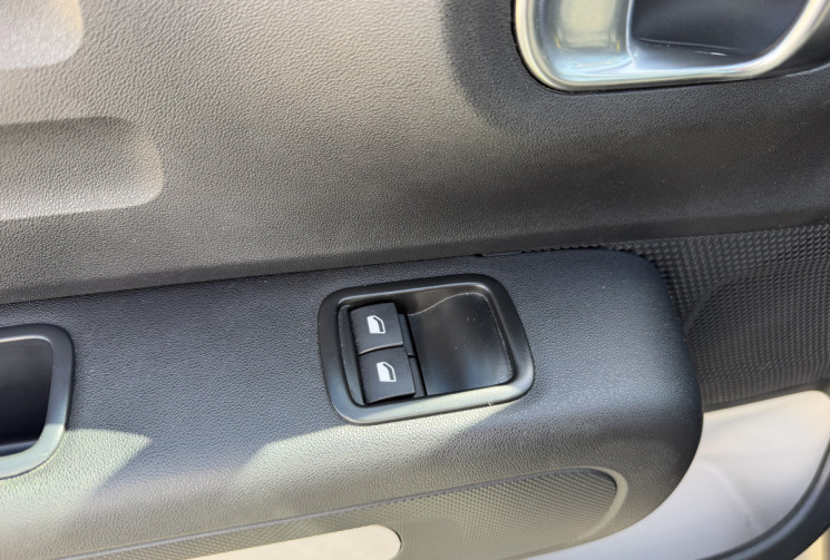 Citroën C3 1.2 PURETECH 82 CH YOU