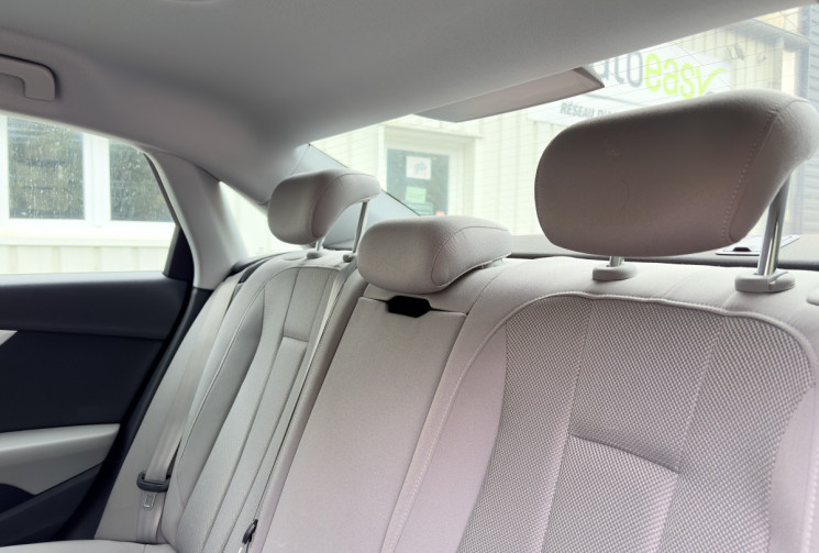 Audi A4 Limousine 2.0 TDI 150 ch Business Line -Apple Carplay-Entretiens OK-Garantie 12 Mois