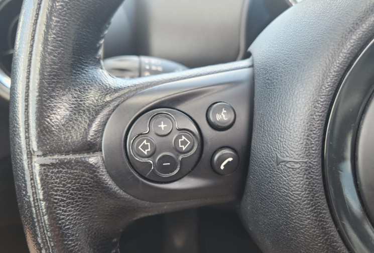 Mini Cooper  2 (R60) COUNTRYMAN 2.0 D 112 /BOITE AUTOMATIQUE /  BUSINESS TRIP / TRÉS BON ÉTAT 