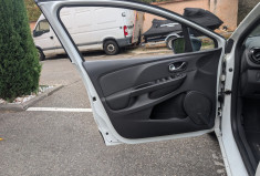 Renault Clio 0.9 TCe 90 ch Limited / Kit de distribution neuf