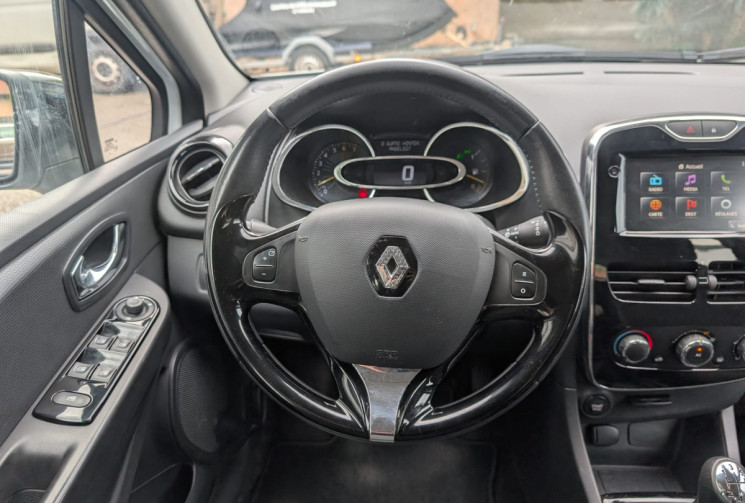 Renault Clio IV 0.9 TCe 90 Ch Limited / Kit de distribution neuf